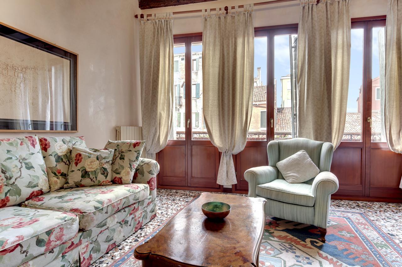 Апартаменти Biennale Apt Balcony Венеція Екстер'єр фото